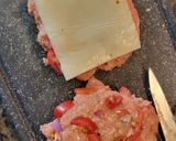 A picture of step 3 of Stuffed Cheese Burger Paddie.