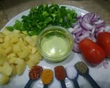 A picture of step 1 of Alo shimla mirch.