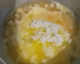 Foto langkah ke 3 dari resep Menu MPASI Tinggi Kalori - Bubur Udang Wortel.