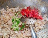 A picture of step 2 of Masala Macroni.