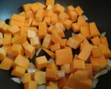 Foto del paso 1 de la receta: Pastel de pollo y calabaza