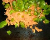A picture of step 3 of Mungdal veg Frankie.