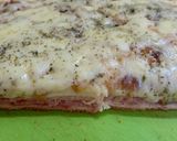 Foto del paso 5 de la receta: Fugazzeta rellena de jamón y queso
