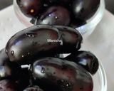 A picture of step 11 of Jamun Kalakand Shots.