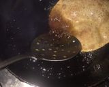 A picture of step 3 of Methi Puri.