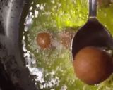 A picture of step 6 of Bread Gulab Jamun.