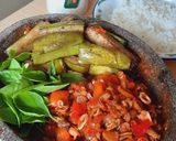 Foto langkah ke 6 dari resep Sambal Cumi dan lalapan.