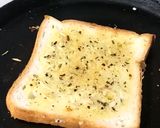 ગાર્લીક બ્રેડ(Garlic Bread Recipe In Gujarati) રેસીપી સ્ટેપ3ફોટો