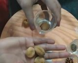 A picture of step 1 of Apricot Chutney.