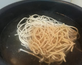 Foto del paso 2 de la receta: Ramen de pollo