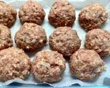 Pieczone pulpety z kaszą jaglaną w sosie z pieczonej papryki i pomidorów 🍅🌶 krok przepisu 3 zdjęcie