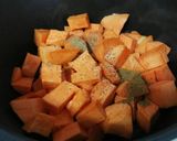Foto del paso 3 de la receta Crema de boniato y setas