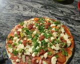 A picture of step 8 of Cheesy chicken pizza.