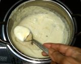 A picture of step 4 of Pista Kulfi.