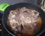 Foto del paso 4 de la receta: Osobuco de ternera con setas