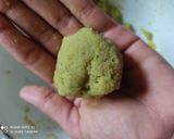 A picture of step 7 of Batata vada/Alo vada.