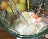 Foto del paso 2 de la receta: Desayuno saludable: Tostadas de hummus con batido de papaya