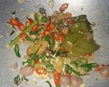 Foto langkah ke 2 dari resep Kerang pedas saus sambal.