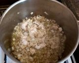 A picture of step 5 of Common purslane with chicken and rice.