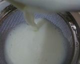 Foto langkah ke 2 dari resep Steamed Ginger Milk Pudding.