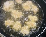 A picture of step 3 of Crispy Chicken wrap.