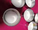 Foto del paso 3 de la receta: Flan de queso sin horno y sin huevo