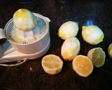 Foto del paso 1 de la receta: Zumo de limón congelado