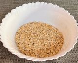 A picture of step 4 of Healthy Granola Bars.