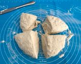 A picture of step 3 of Super simple Garlic naan bread.