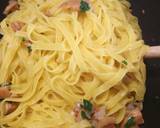 Tagliatelle ai finferli e zafferano recipe step 4 photo