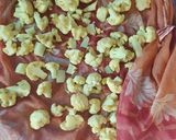 A picture of step 4 of Cauliflower pickle.