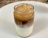Foto langkah ke 4 dari resep Coconut Milk Coffee.