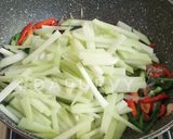 Foto langkah ke 5 dari resep Oseng CAMBAH DELE.