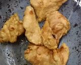 A picture of step 2 of Chicken with Cashew Nuts.