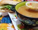 A picture of step 7 of Vagitable sweet corn soup & chicken burger.