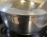A picture of step 2 of Restaurant style Dal Makhani.