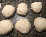 Foto del paso 8 de la receta: Bollo de pre pizza para tener en la heladera
