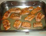 Foto del paso 12 de la receta Salmón fresco en salsa con cebollas francesas y puerro