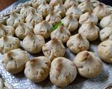 A picture of step 13 of Baked coconut modak.