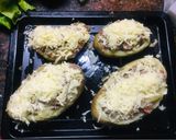 Foto del paso 4 de la receta: Papas rellenas con ensalada mixta 🥗🥔