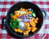 Une image de l'étape 4 de Potage d'automne 🥣 et ses tranches de pain grillées 🥖.