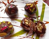 ছানার পুর ভরা ক্যাডবেরি সন্দেশ(cadburry sondesh recipe in Bengali) রেসিপির ধাপ 9 ছবি
