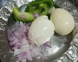 A picture of step 2 of Egg sandwiches.