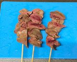 A picture of step 2 of Japanese Yakitori (焼鳥 skewer-grilled chicken) ①.