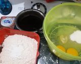 Foto langkah ke 1 dari resep Brownies coklat kukus.