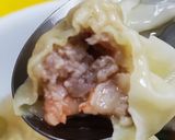 รูปขั้นตอนการทำที่ 5 ของ เกี๊ยวน้ำหมูกุ้งสับ