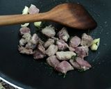 รูปขั้นตอนการทำที่ 5 ของ เนื้อผัดเปรี้ยวหวานราดซอสเต้าหู้