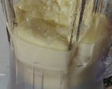 Gambar langkah 2 resipi Home Made Mayonnaise.
