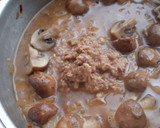 Foto del paso 5 de la receta: Guiso de bacalao y langostinos