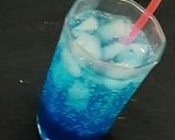 A picture of step 4 of Citrus Blue Lagoon.